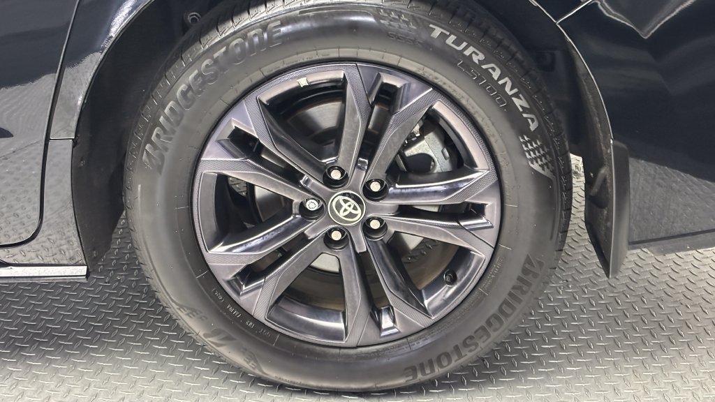 Certified 2026 Toyota Sienna XSE AWD/4WD image 6