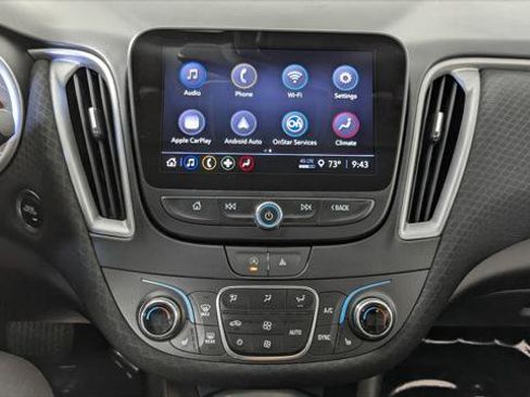 Used 2023 Chevrolet Malibu LT FWD image 28