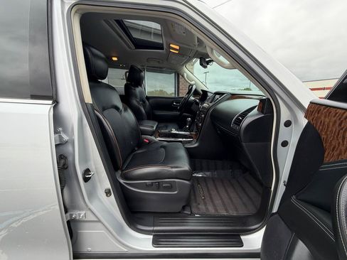 Used 2018 Nissan Armada Platinum w/ Cargo Package AWD/4WD image 33