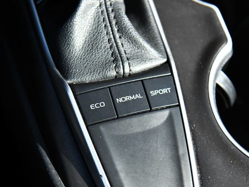 Used 2024 Toyota Camry LE image 24