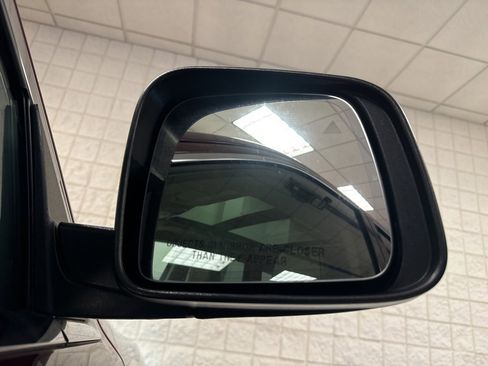 Used 2017 Jeep Grand Cherokee Overland w/ Jeep Active Safety Group image 44