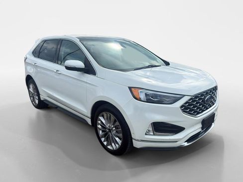 Used 2021 Ford Edge Titanium w/ Equipment Group 301A FWD image 7