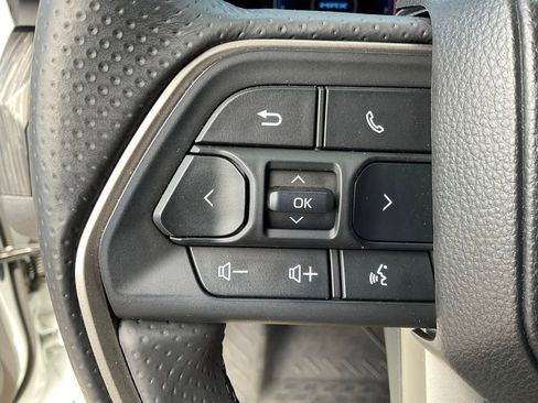 Used 2026 Toyota 4Runner Platinum AWD/4WD image 13