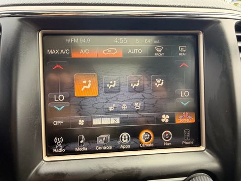 Used 2014 Jeep Grand Cherokee Overland AWD/4WD image 45