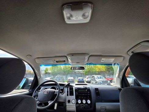 Used 2008 Toyota Tundra 4x4 Double Cab w/ Tow Pkg image 27