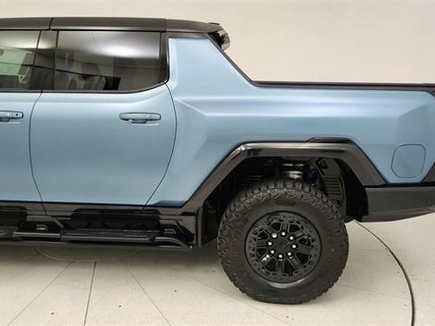 Used 2024 GMC Hummer EV 3X w/ Omega Edition image 10