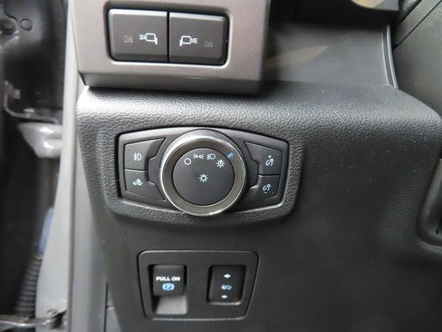 Used 2020 Ford F150 XLT w/ Equipment Group 302A Luxury AWD/4WD image 42
