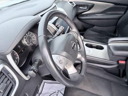 Certified 2018 Nissan Murano SV image 17