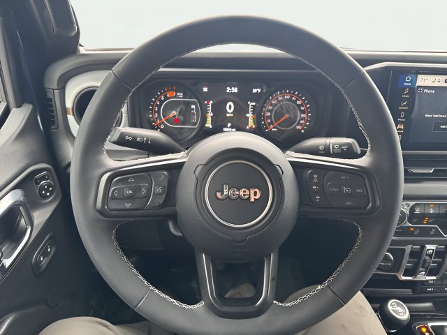 Used 2025 Jeep Wrangler Unlimited Sport AWD/4WD image 16