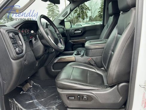 Used 2020 Chevrolet Silverado 1500 LT Trail Boss AWD/4WD image 14