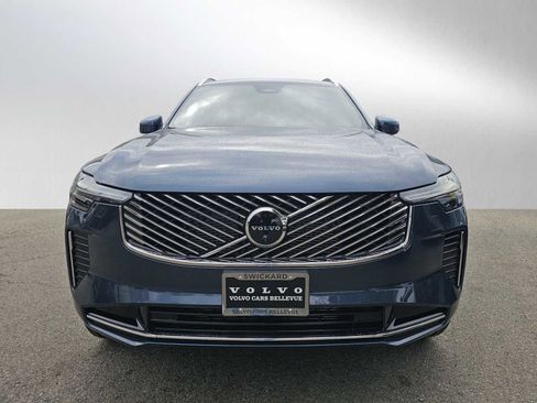 New 2026 Volvo XC90 B5 Plus w/ Protection Package image 8