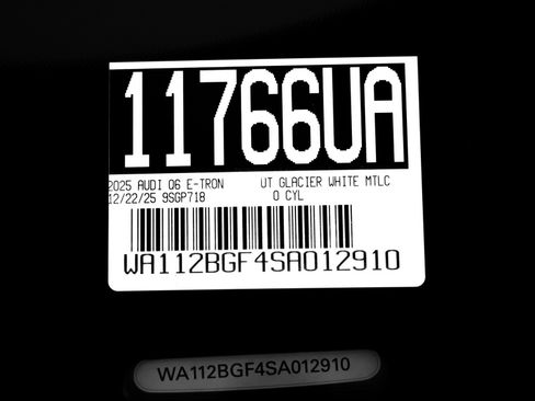 Certified 2025 Audi Q6 e-tron Premium w/ Convenience Package image 26