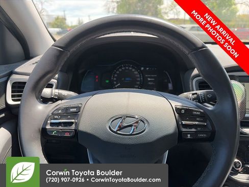 Used 2017 Hyundai Ioniq Limited w/ Ultimate Package 03 FWD image 10