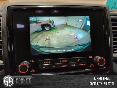 Used 2024 Nissan Frontier SL w/ Technology Package AWD/4WD image 19