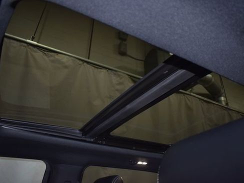 Used 2020 Ford F150 Lariat w/ Equipment Group 502A Luxury image 15