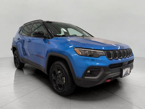 Used 2023 Jeep Compass Trailhawk w/ Trailhawk Elite Group AWD/4WD image 28