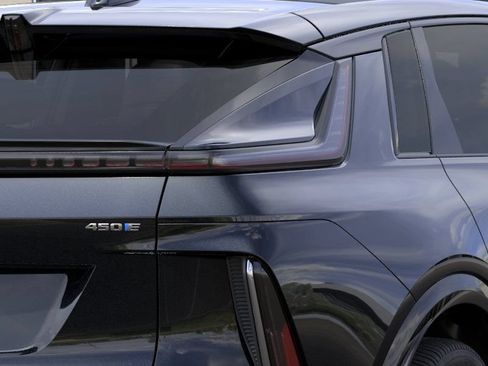 New 2026 Cadillac Lyriq Sport RWD image 11