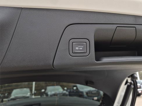 New 2026 Buick Envision Sport Touring image 8