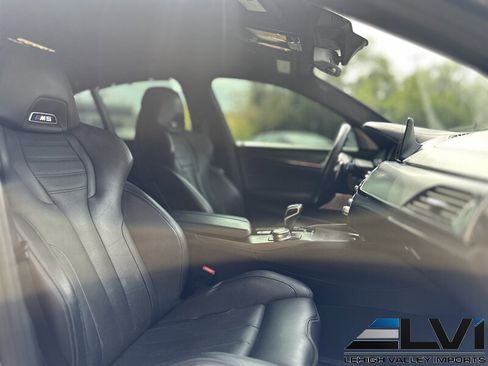 Used 2019 BMW M5 w/ Executive Package image 28
