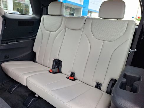 Used 2022 Hyundai Palisade SEL w/ 8P Bench Seat Package AWD/4WD image 12