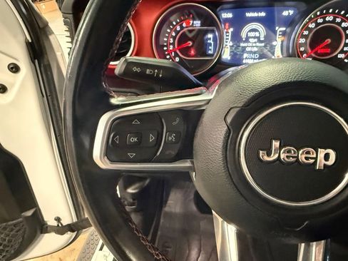 Used 2019 Jeep Wrangler Unlimited Rubicon AWD/4WD image 14
