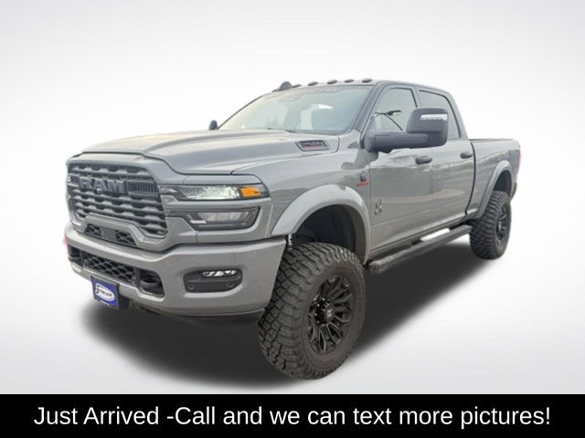 Used 2026 RAM 2500 Big Horn AWD/4WD image 1