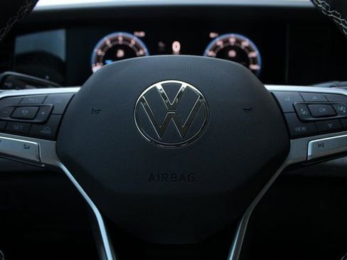 New 2025 Volkswagen Tiguan S FWD image 11