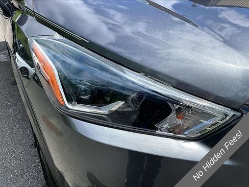Used 2020 Nissan Kicks SR w/ SR Premium Package FWD image 26