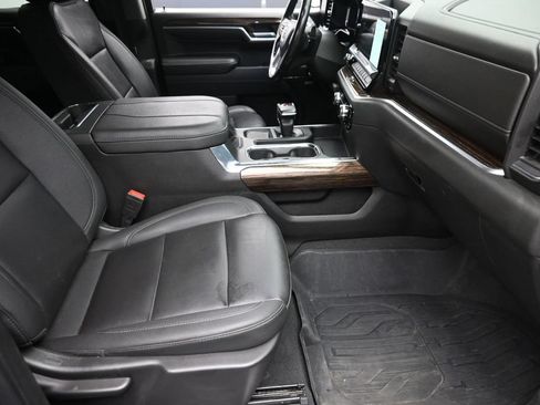 Used 2023 GMC Sierra 1500 Elevation w/ Elevation Premium Package AWD/4WD image 9