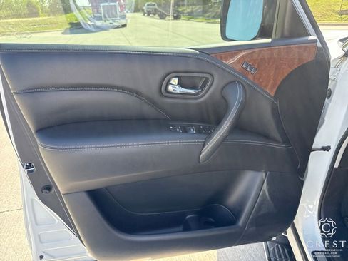 Used 2019 INFINITI QX80 Luxe w/ Cargo Package image 11