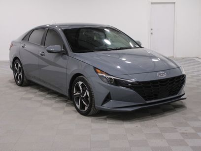 Used 2023 Hyundai Elantra SEL w/ Convenience Package