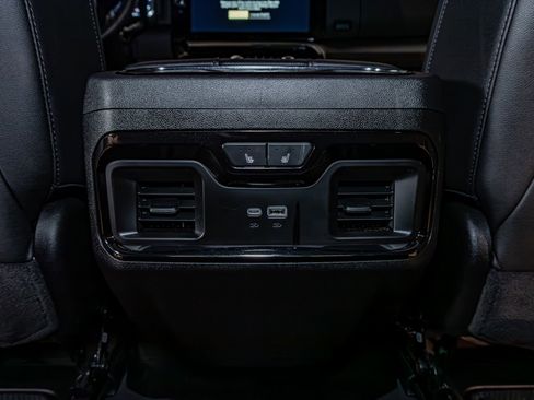 Used 2024 GMC Sierra 2500 AT4 w/ AT4 Premium Plus Package image 22