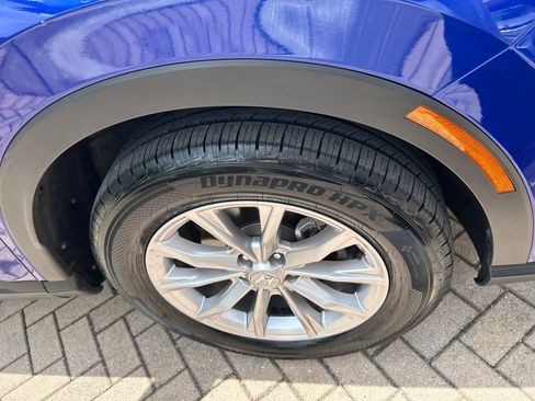 Used 2024 Honda CR-V EX-L image 9