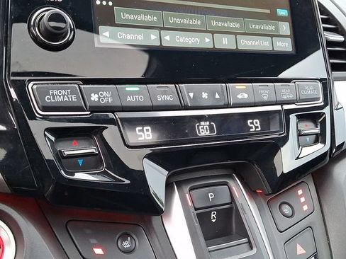 Certified 2023 Honda Odyssey Sport image 18