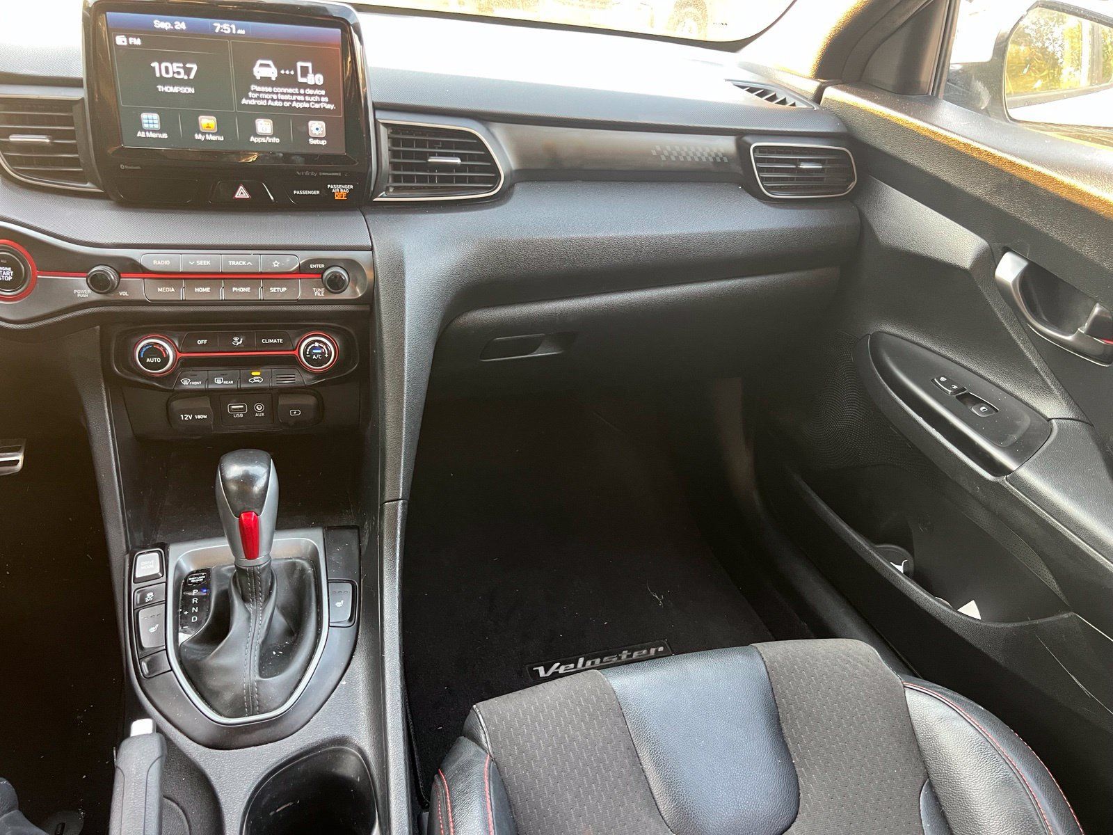 Used 2019 Hyundai Veloster Turbo FWD image 30