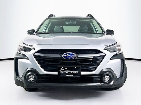 Used 2025 Subaru Outback Premium w/ Popular Package #1 AWD/4WD image 5