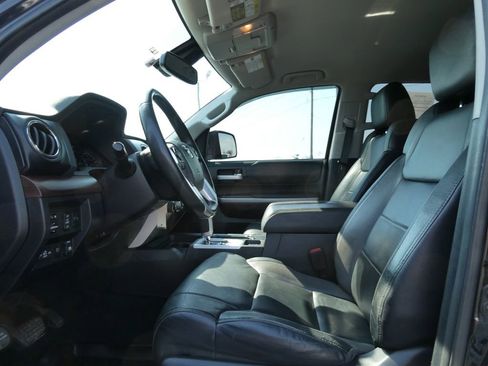 Used 2018 Toyota Tundra Limited AWD/4WD image 22