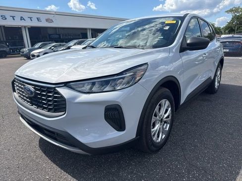Used 2026 Ford Escape Active FWD image 3