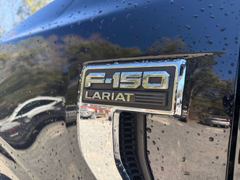 Used 2022 Ford F150 Lariat image 17