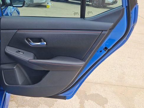 Used 2025 Nissan Sentra SR w/ SR Premium Package FWD image 26