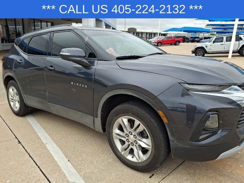 Used 2022 Chevrolet Blazer LT FWD image 9