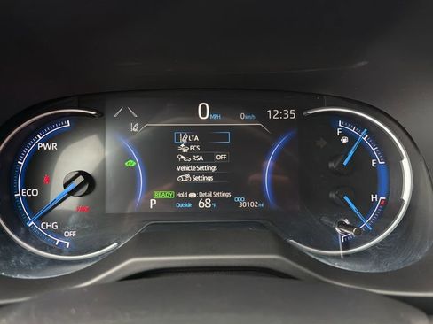Used 2025 Toyota RAV4 LE AWD/4WD image 22