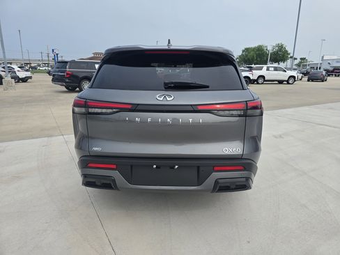Used 2024 INFINITI QX60 Pure AWD/4WD image 4