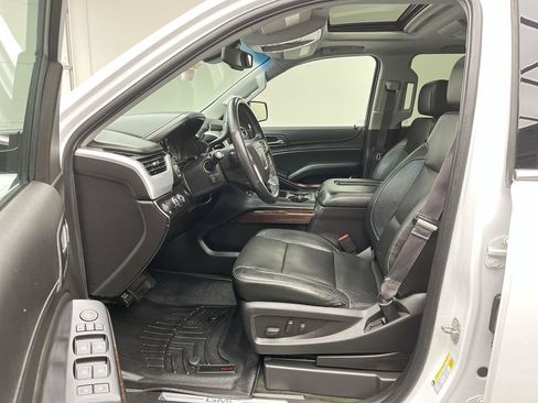 Used 2015 GMC Yukon SLT w/ Open Road Package AWD/4WD image 10