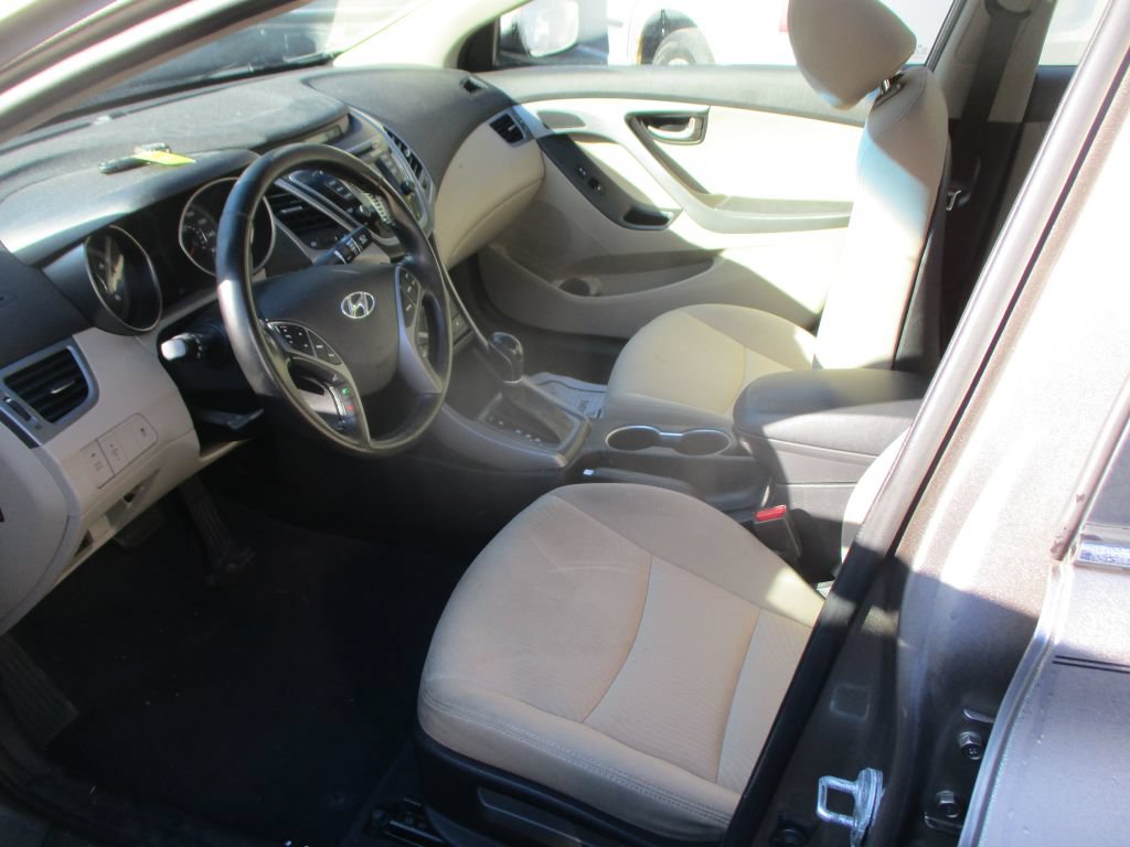Used 2016 Hyundai Elantra Value Edition FWD image 11