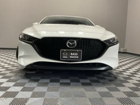 Used 2019 MAZDA MAZDA3 AWD Hatchback image 3