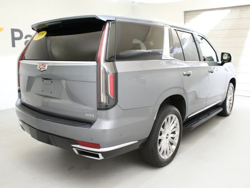 Used 2021 Cadillac Escalade Premium Luxury w/ Performance Package AWD/4WD image 9