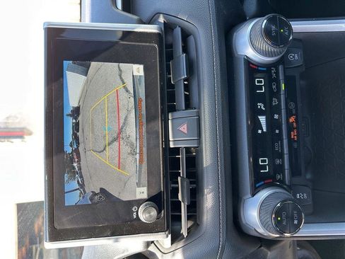Used 2024 Toyota RAV4 XLE FWD image 8