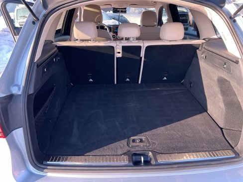 Used 2022 Mercedes-Benz GLC 300 4MATIC image 25