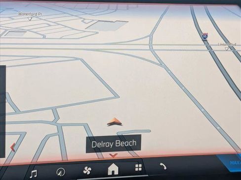 New 2026 BMW X5 sDrive40i image 12